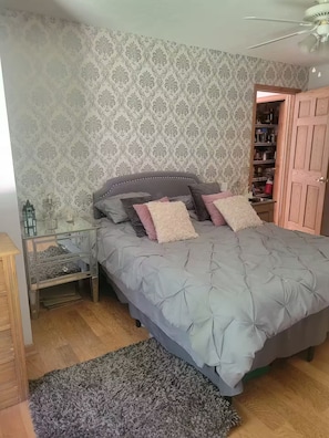 1 bedroom, WiFi, bed sheets