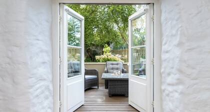 2-story Loft/ Large terrace/ Next to Old Town