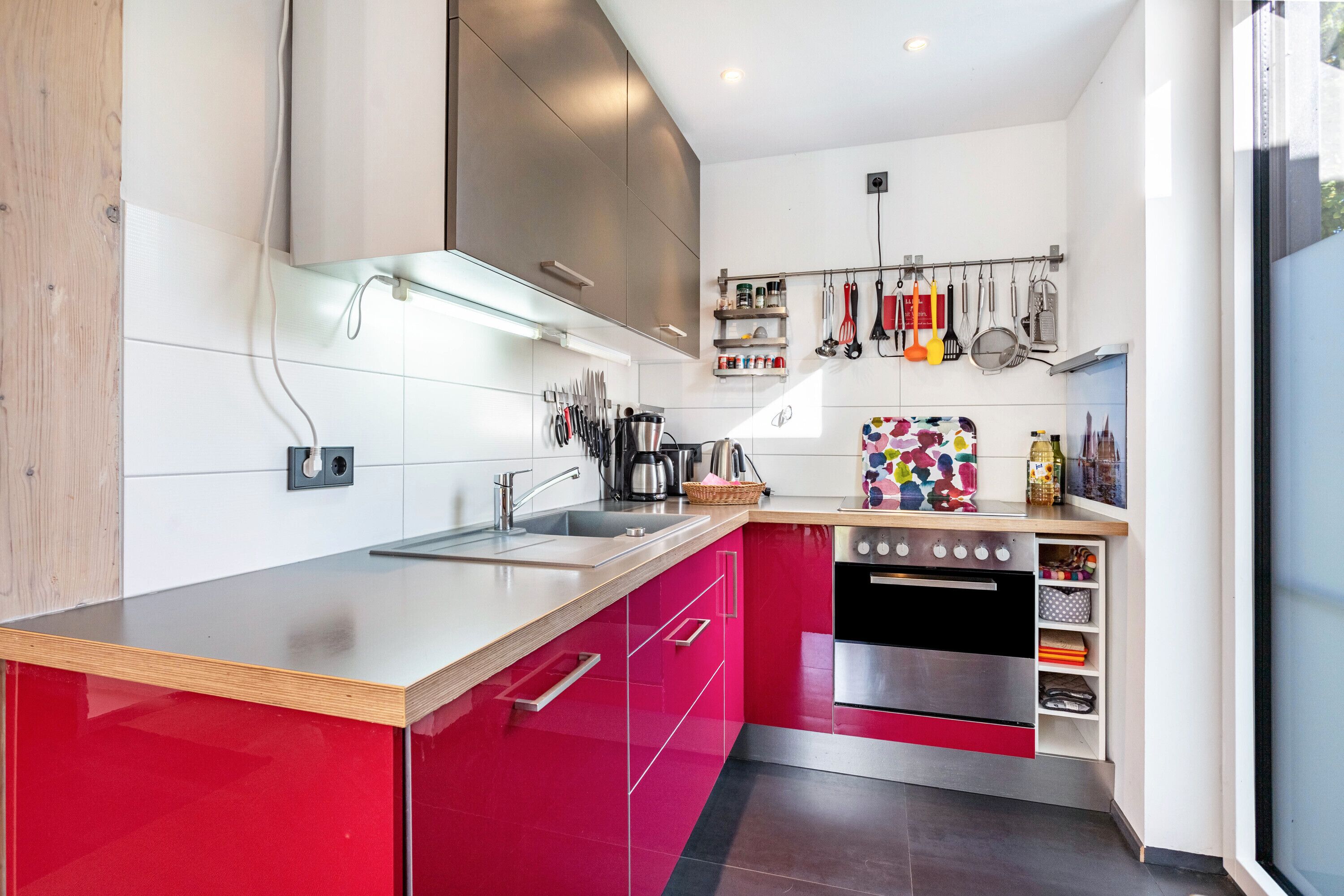 Kühlschrank, Ofen, Herdplatte, Geschirrspüler