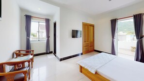 Standard Double Room | Free WiFi