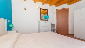 2 Schlafzimmer, Bügeleisen/Bügelbrett, WLAN, Bettwäsche