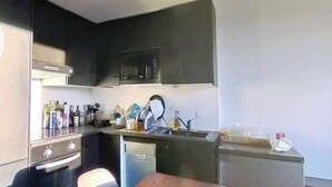 Apartment | Private kitchen - Private Room in a Shared Flat - Villeurbanne (Villeurbanne)