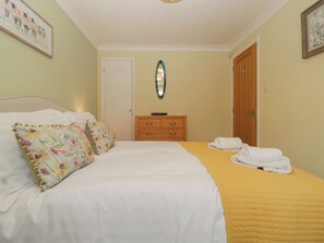 1 bedroom, individually decorated, individually furnished, free WiFi