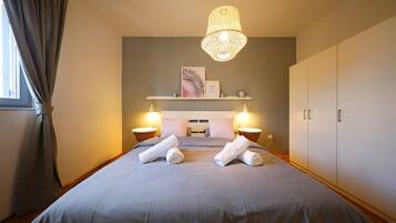 4 bedrooms, free WiFi, bed sheets