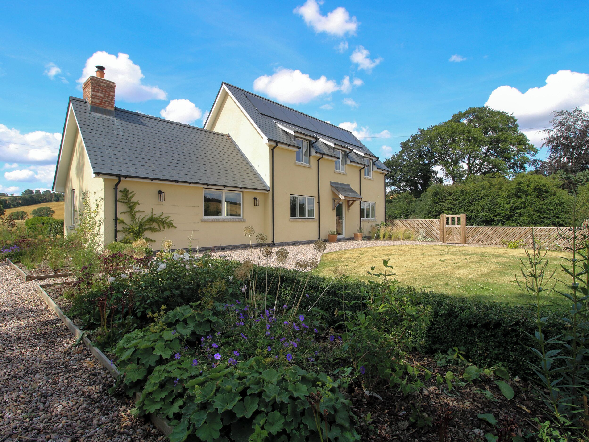 Cottage | Front of property