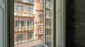 Apartamento, vistas a la ciudad | Tabla de planchar con plancha