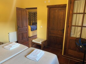 4 bedrooms, internet, bed sheets