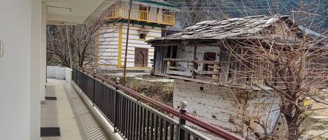 Kamar Double atau Twin Superior, balkon | Balkon