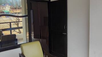 Executive Double Room, Balcony, Mountain View | Balcony