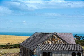 Exterior - Crowrach - sleeps 7 guests  in 3 bedrooms (Abersoch)