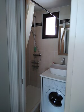Shower - Apartment 'T3 Duplex, 6-8 People' with Mountain View (Vielle Aure)