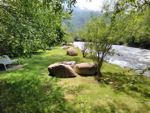 Appartement 'T3 Duplex, 6-8 Personnes' avec Vue sur la Montagne
