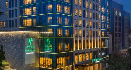 Holiday inn Jinan Qianfo Mountain