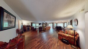 Smart TV, fireplace, DVD player, table football