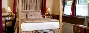 1 chambre, coffre-fort, bureau, fer et planche à repasser