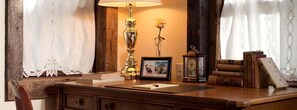 Interior - Parisian-Style Romantic Vacation Rental in Mad River Valley of Vermont (Warren)