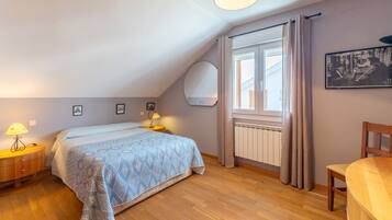 3 dormitorios, tabla de planchar con plancha, wifi y ropa de cama