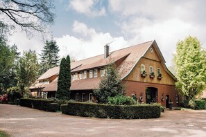 Exterior - Cozy vacation homes and apartments - here you will find peace and relaxation (Emstek)