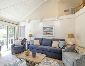 Smart TV - Cozy Cottage in Sea Pines, Short Walk to Beach and Pool (Hilton Head Island)
