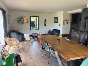 Interior - DUINGT, Spacieuse Villa, jardin arboré , calme,8 pers (Duingt)