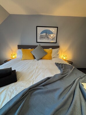 4 Schlafzimmer, Schreibtisch, Bügeleisen/Bügelbrett, kostenloses WLAN