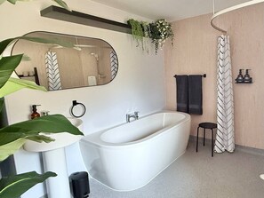 Shower - Vestley Banks (Orkney)