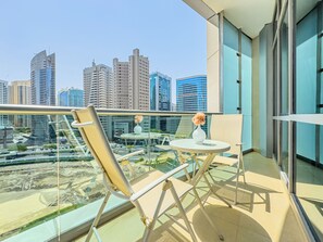 Room amenity - Superhost Cozy Studio Near Dubai Marina (Dubai)