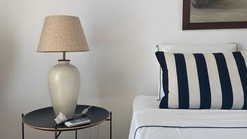 4 chambres, fer et planche à repasser, Wi-Fi, draps fournis