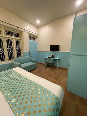 Premium Room | Desk, free WiFi