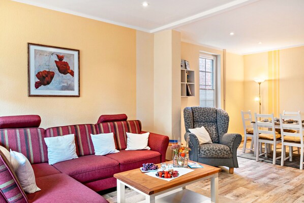 TV, fireplace, DVD player, stereo