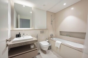 Apartment | 1 bedroom, Internet - Dubai Creek Harbour Sleeps 2 With Incredible Views (Dubai)