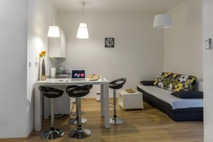 Televisión 80 cm con canales de televisión digitales