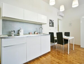 Deluxe studio, uitzicht op stad | Privékeuken