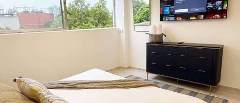 2 dormitorios, tabla de planchar con plancha, wifi y ropa de cama