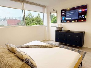 2 chambres, fer et planche à repasser, Wi-Fi, literie fournie