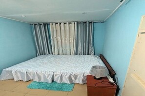 1 bedroom, iron/ironing board, WiFi, bed sheets