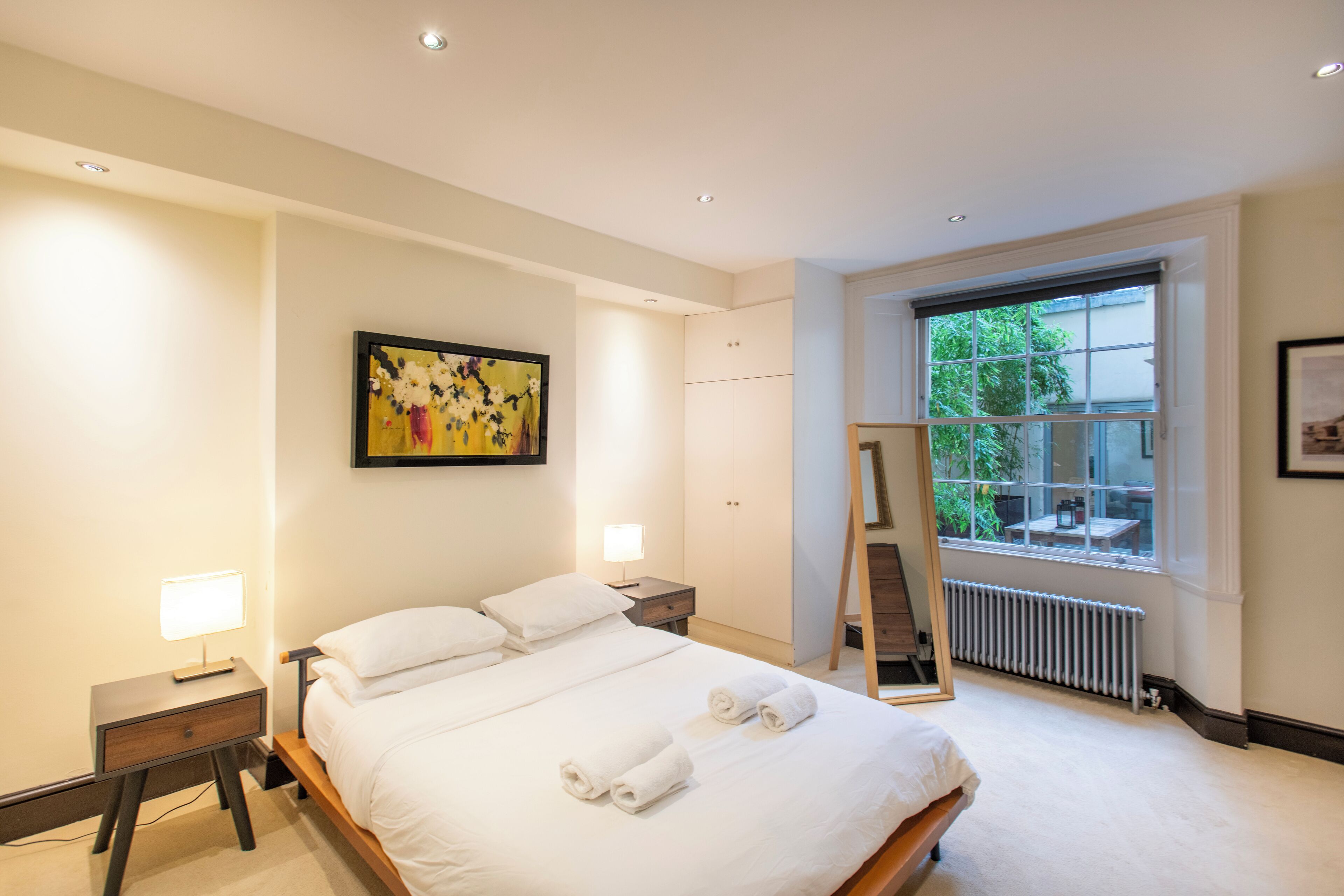 3 bedrooms, iron/ironing board, free WiFi, bed sheets