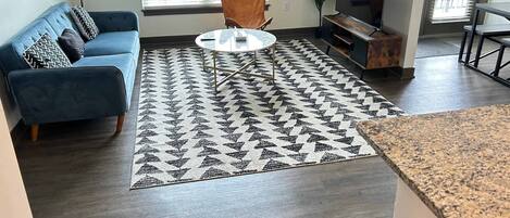 TV, fireplace, offices