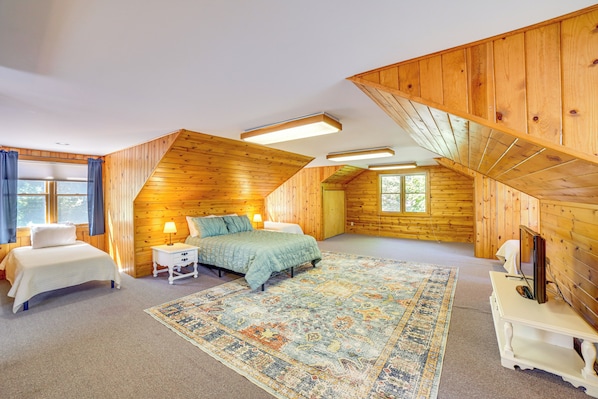 House (4 Bedrooms) | Interior