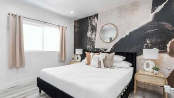 3 bedrooms, iron/ironing board, WiFi, bed sheets