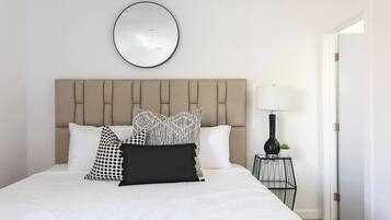 4 chambres, fer et planche à repasser, Wi-Fi, draps fournis