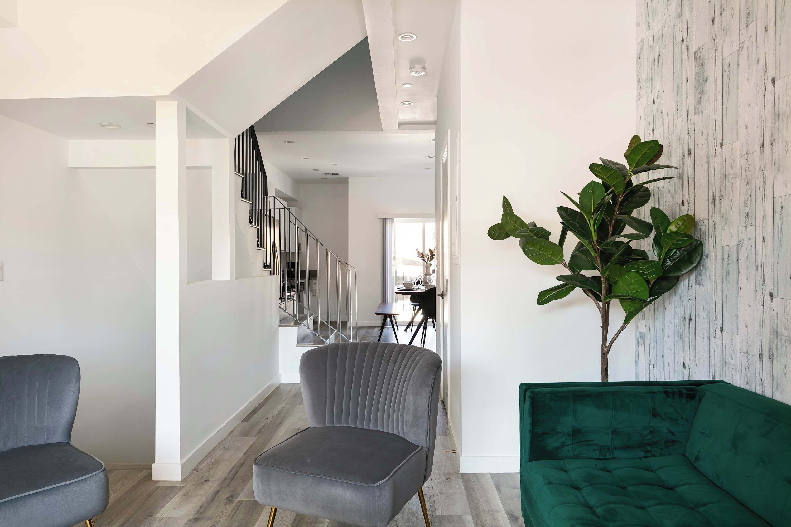 Een televisie en een kantoor