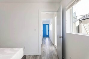 4 dormitorios, tabla de planchar con plancha, wifi y ropa de cama