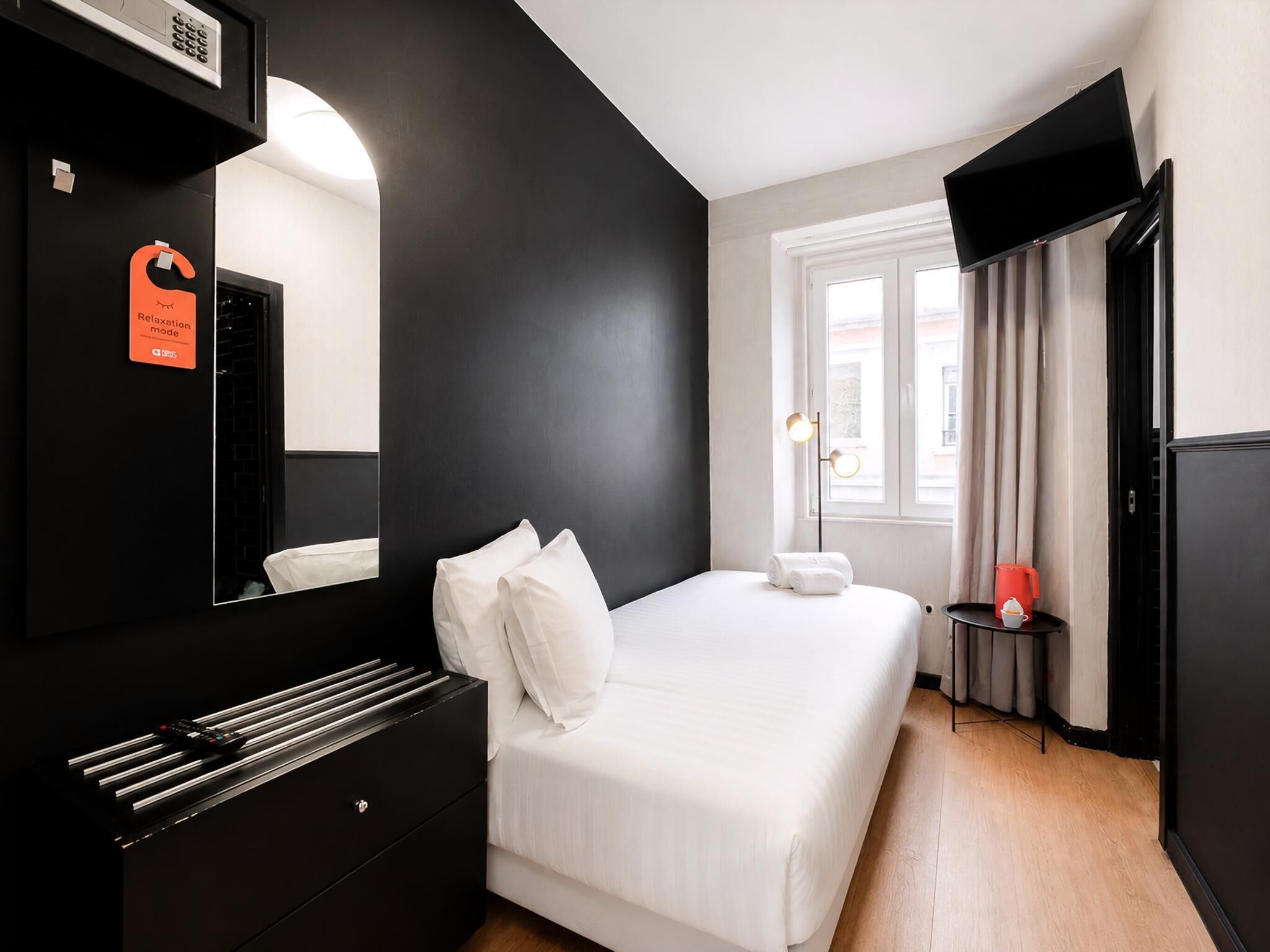 Apartamento (Standard Room) | Escritorio, espacio para trabajar con un portátil, wifi gratis