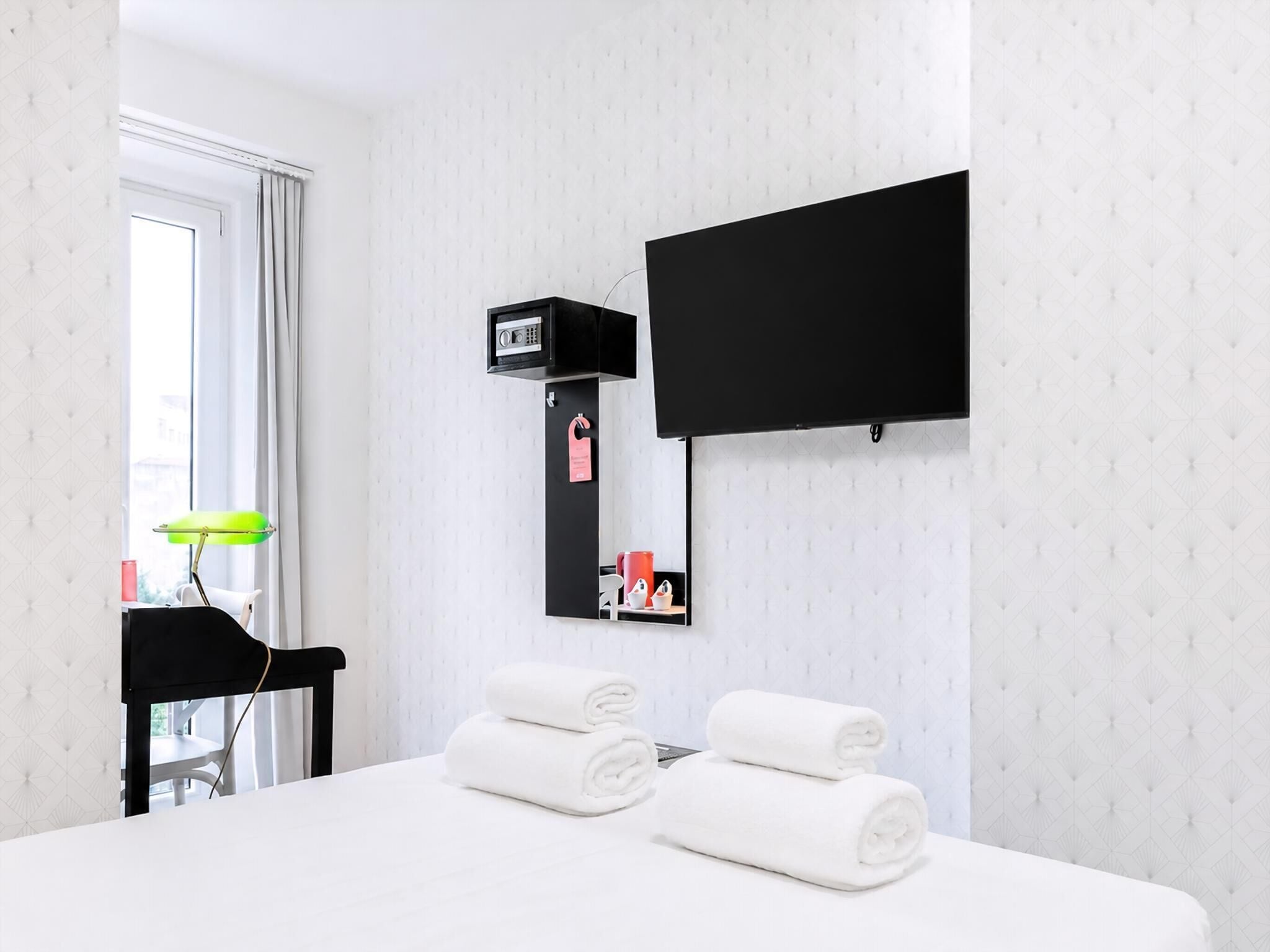 Apartament (Room with Balcony) | Escriptori, espai de treball apte per a portàtils i wifi gratuïta 