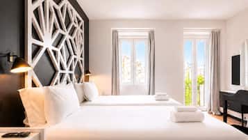 Desk, laptop workspace, free WiFi, bed sheets