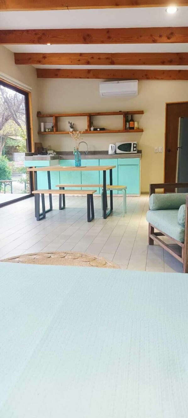 Family Loft, Patio, Mountain View | Private kitchen - Espacio Arenales (Paine)