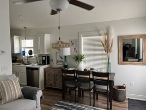 House | In-room dining