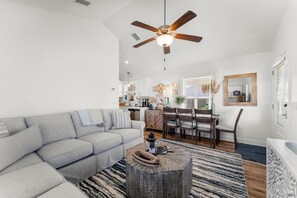 House | Living area | 42-inch Smart TV with digital channels, Netflix, Hulu - Beach House - Sun-kissed Cottage by PHG (Port St. Joe)