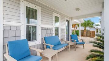 House | Terrace/patio